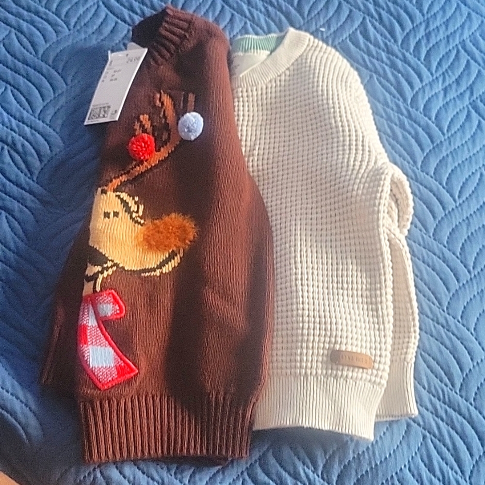 Bundle of 2 - Children sweaters size 2T